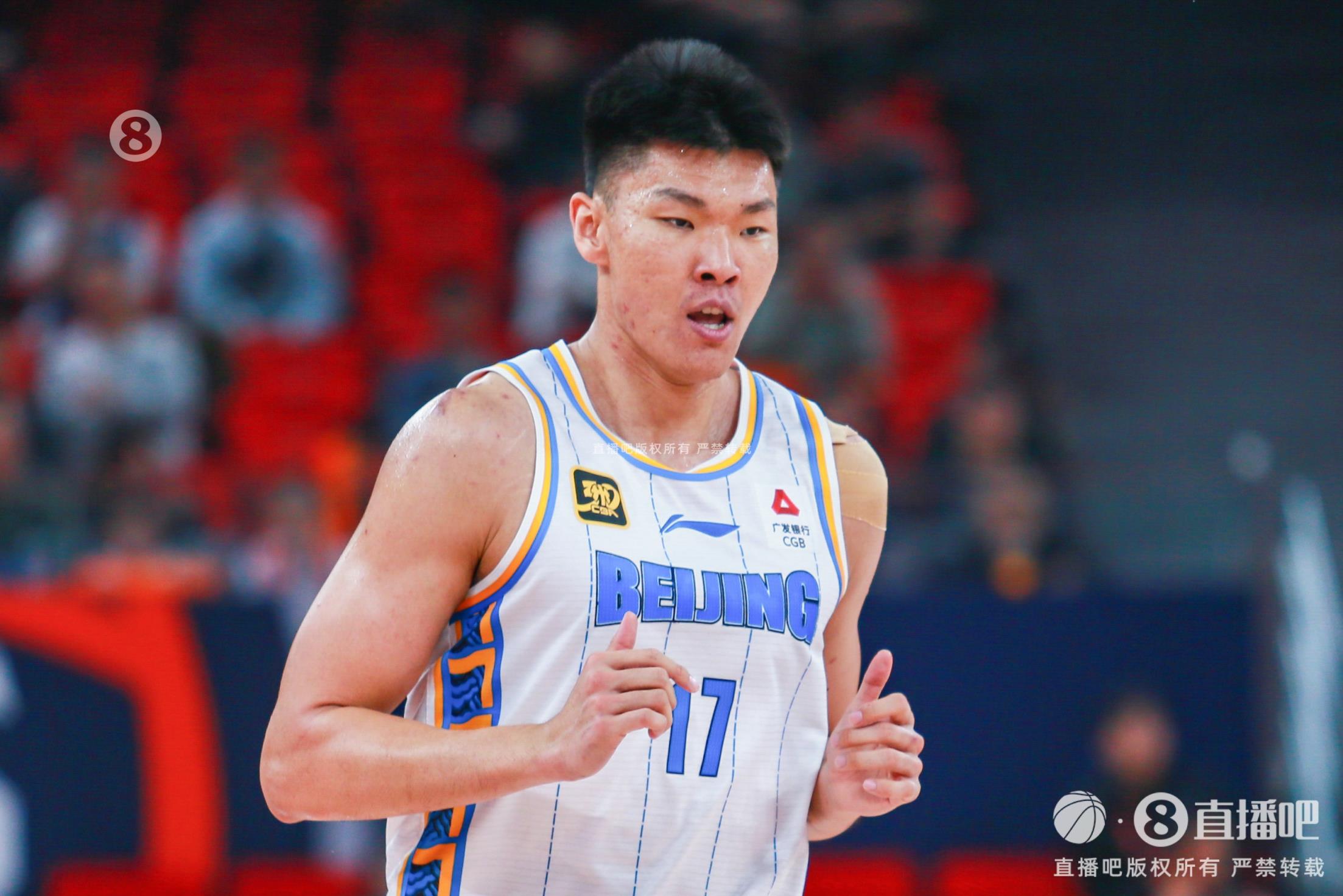進攻端把握機會不錯！范子銘10投7中貢獻16分3助攻